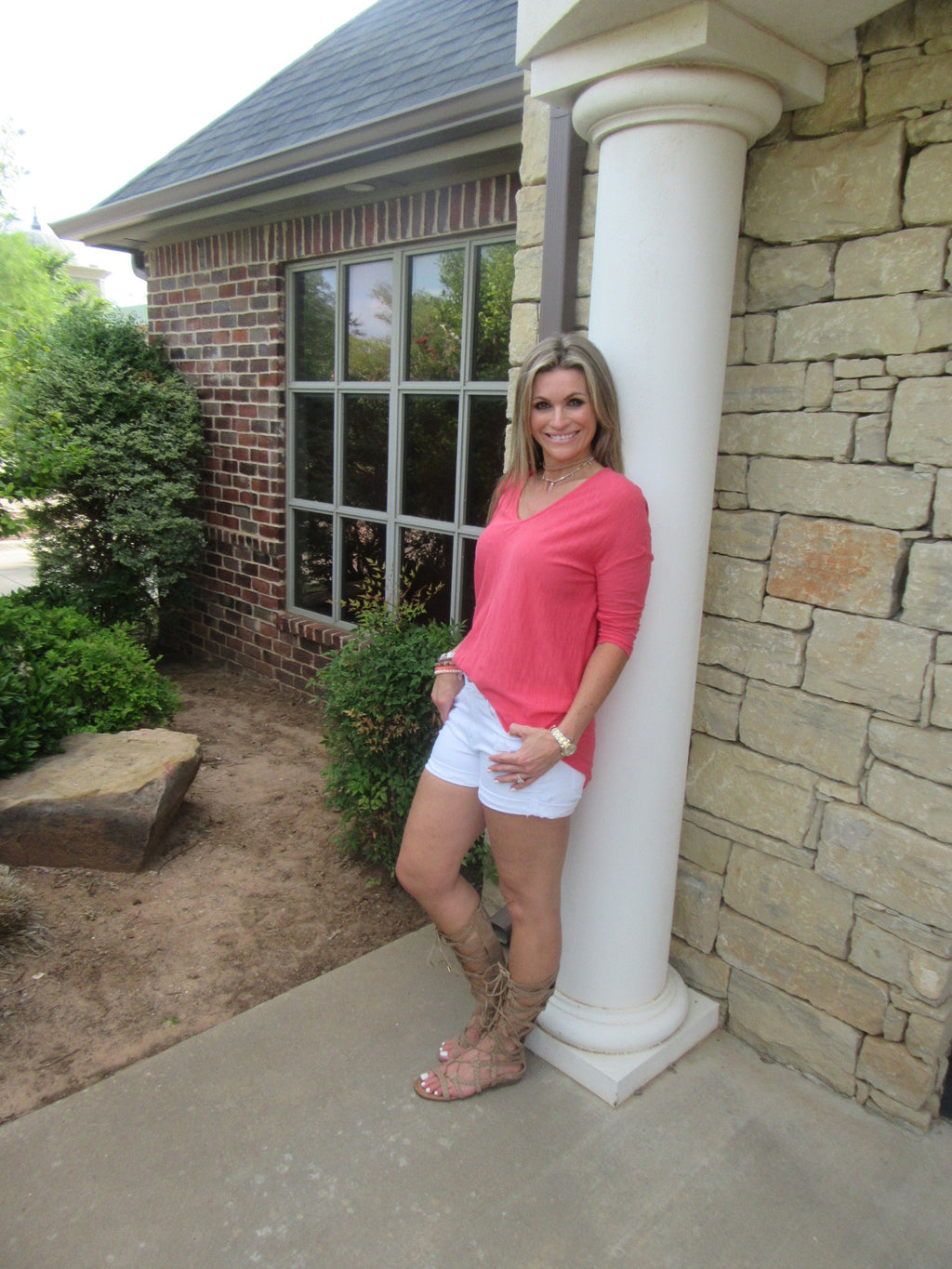 BOBI 3/4 Sleeve WALK ON THE BEACH Slub HiLo V-Neck Tunic Top