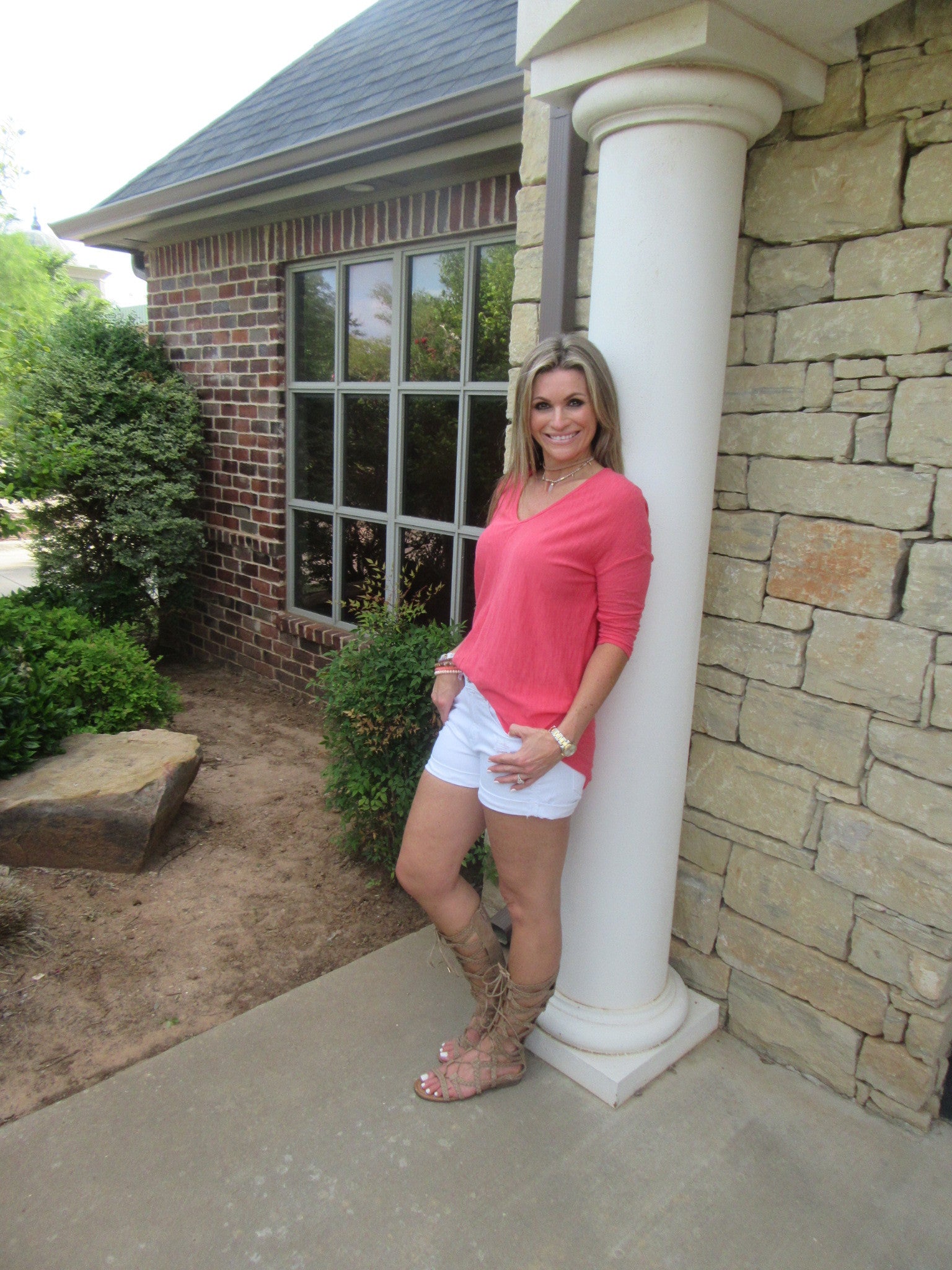 BOBI 3/4 Sleeve WALK ON THE BEACH Slub HiLo V-Neck Tunic Top