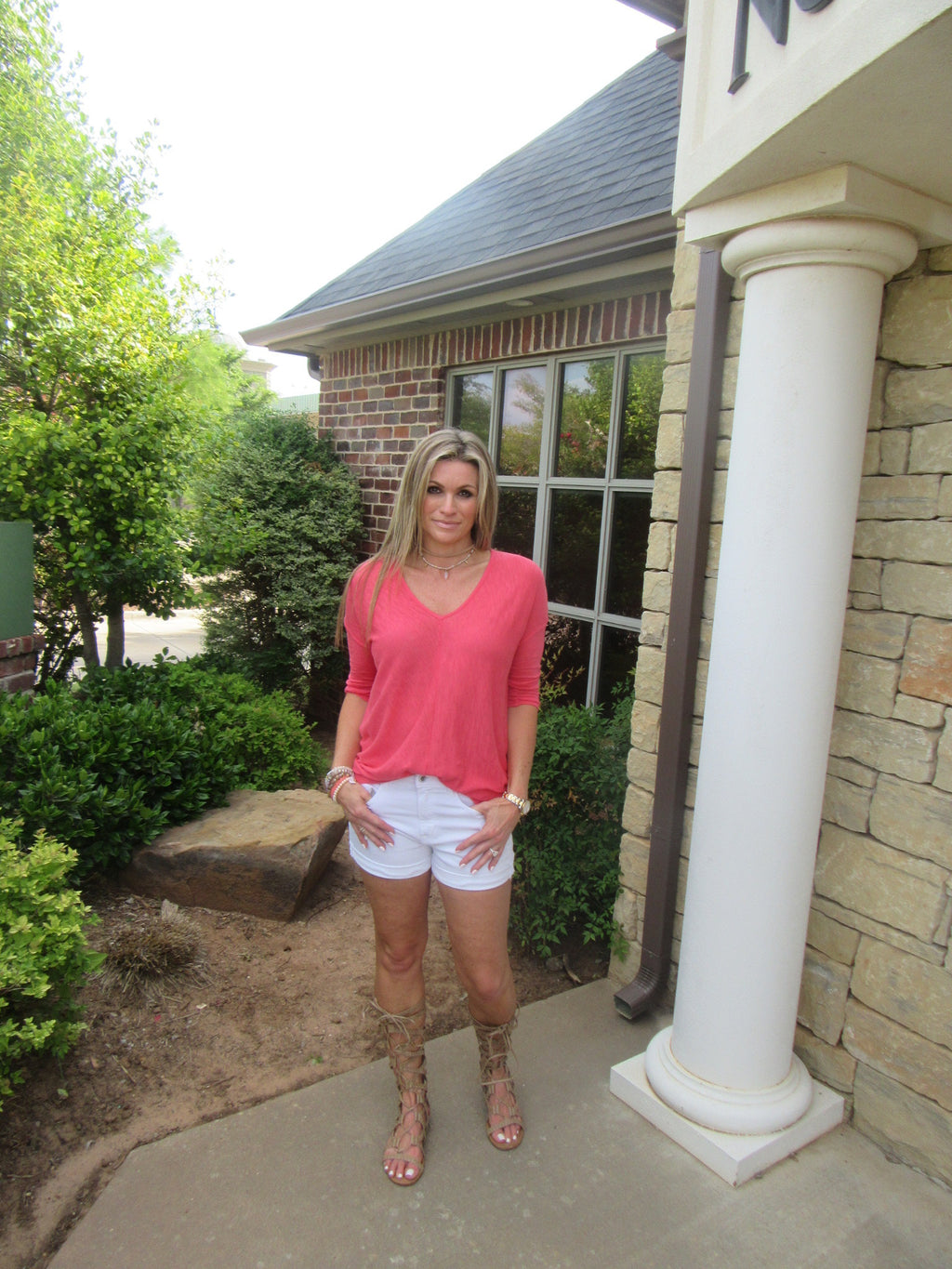 BOBI 3/4 Sleeve WALK ON THE BEACH Slub HiLo V-Neck Tunic Top