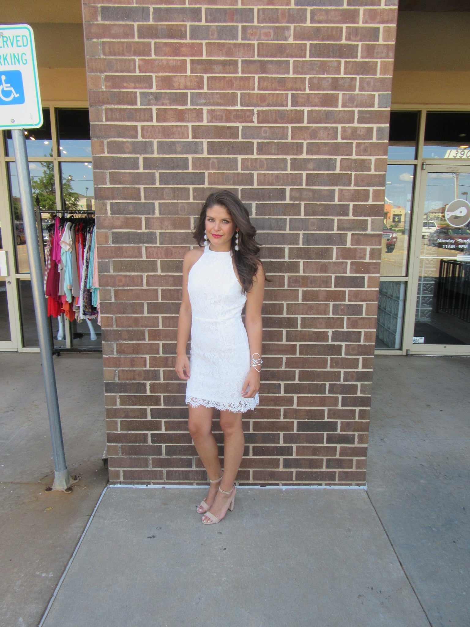 MAGNOLIA Lace HalterNeck ScallopHem Dress