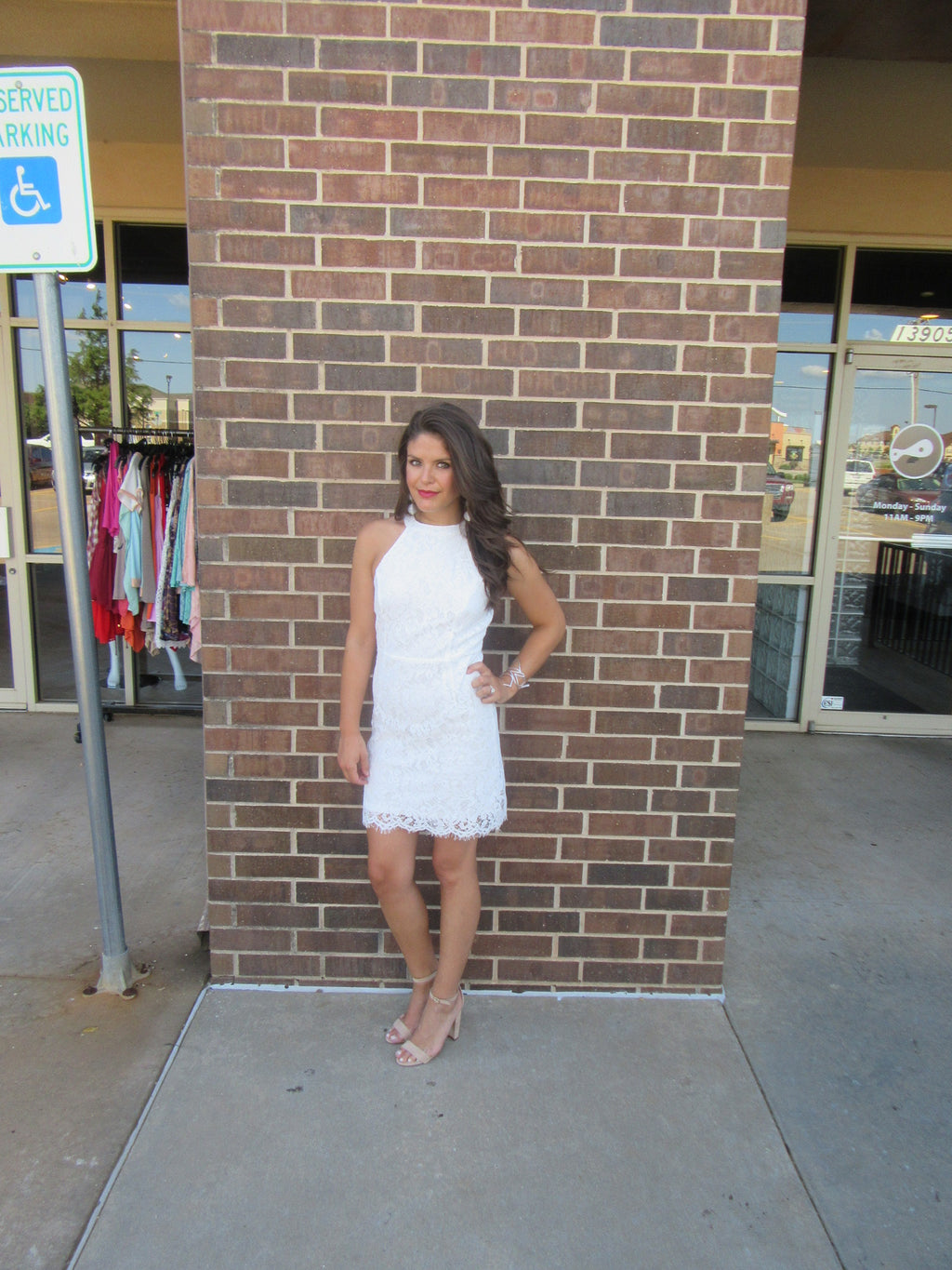 MAGNOLIA Lace HalterNeck ScallopHem Dress