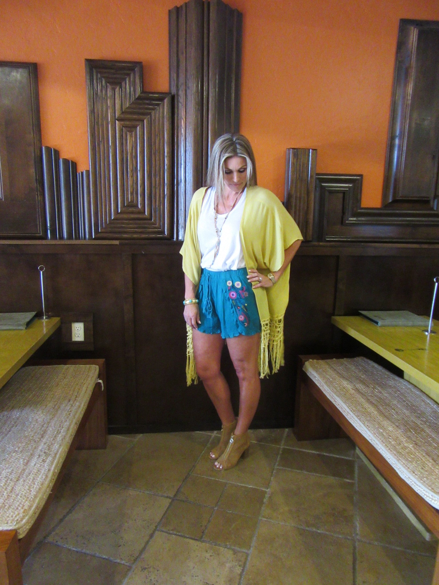 LOVE FERN Embroidered Floral Ruffle Shorts