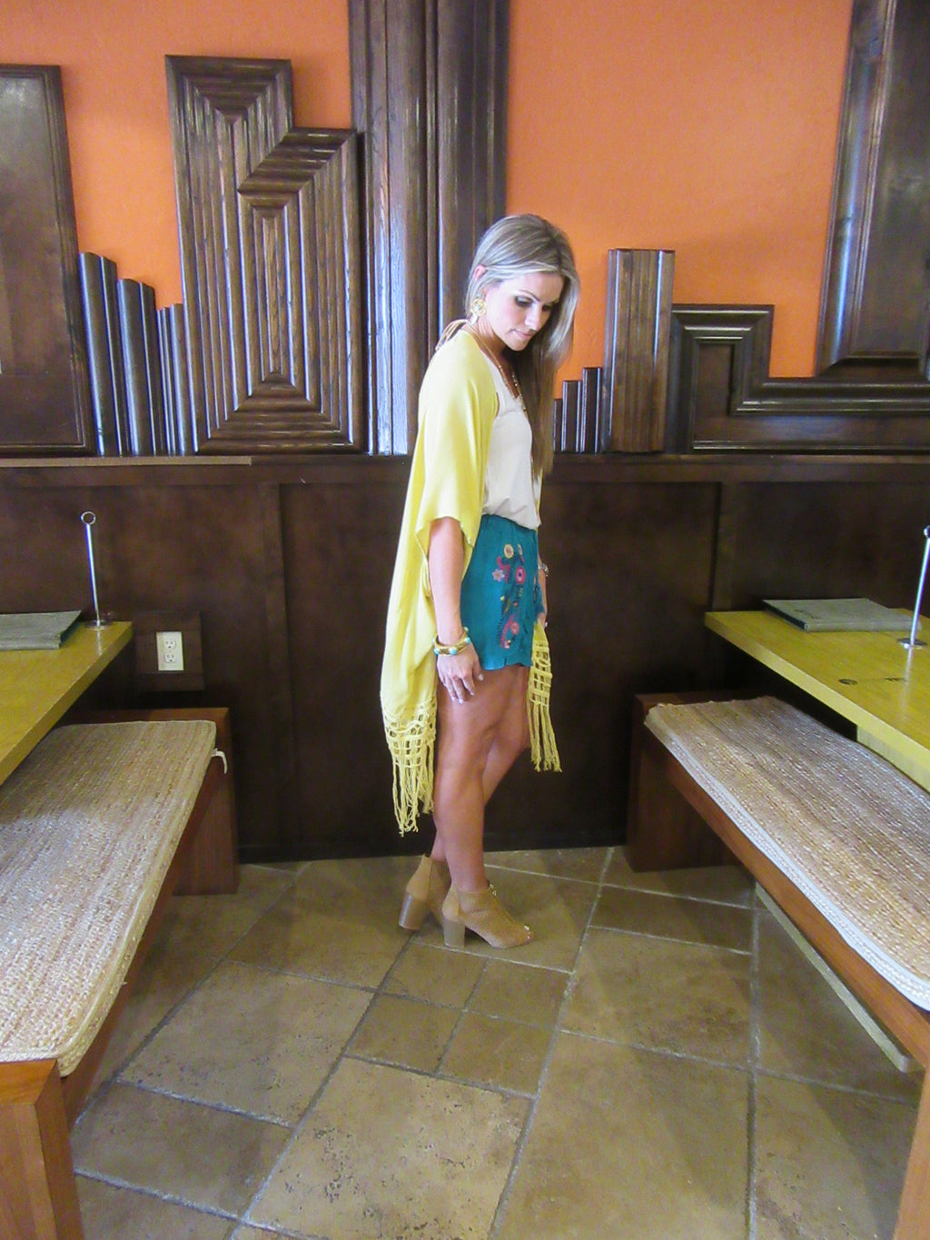 LOVE FERN Embroidered Floral Ruffle Shorts