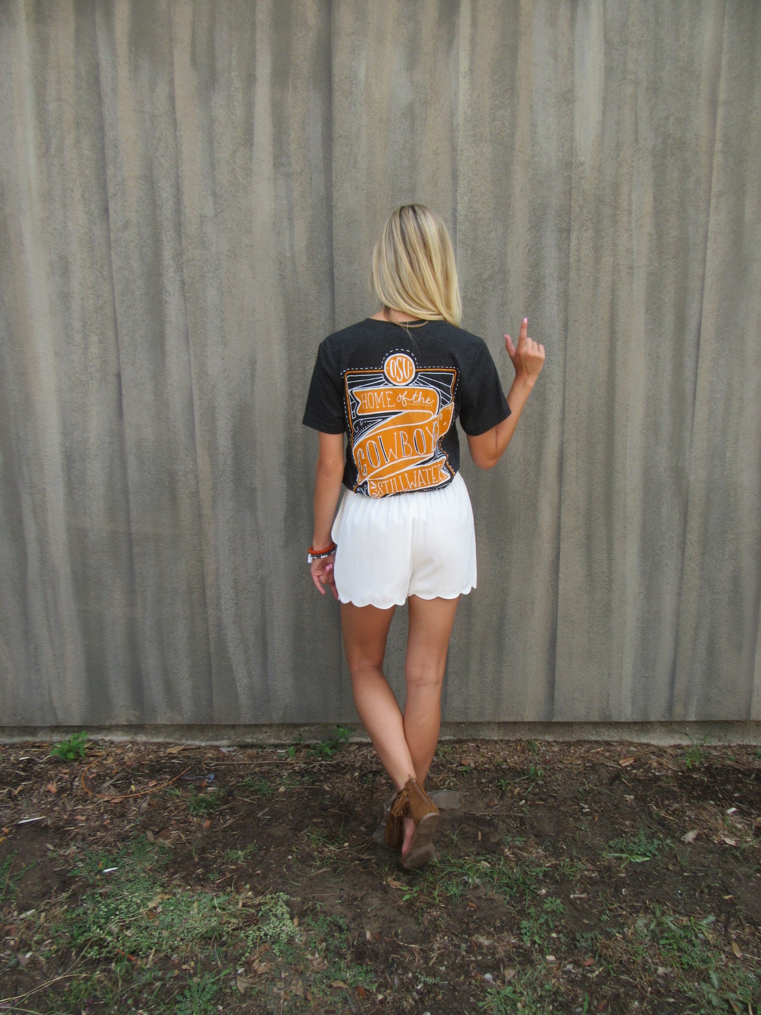 HOME OF THE COWBOYS Logo Back V-Neck Triblend Tee Top