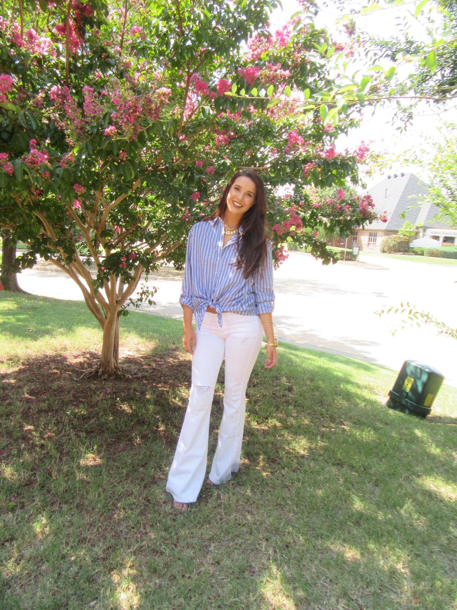 SCHOOL TIES Stripe Tie Bottom Button Down Top