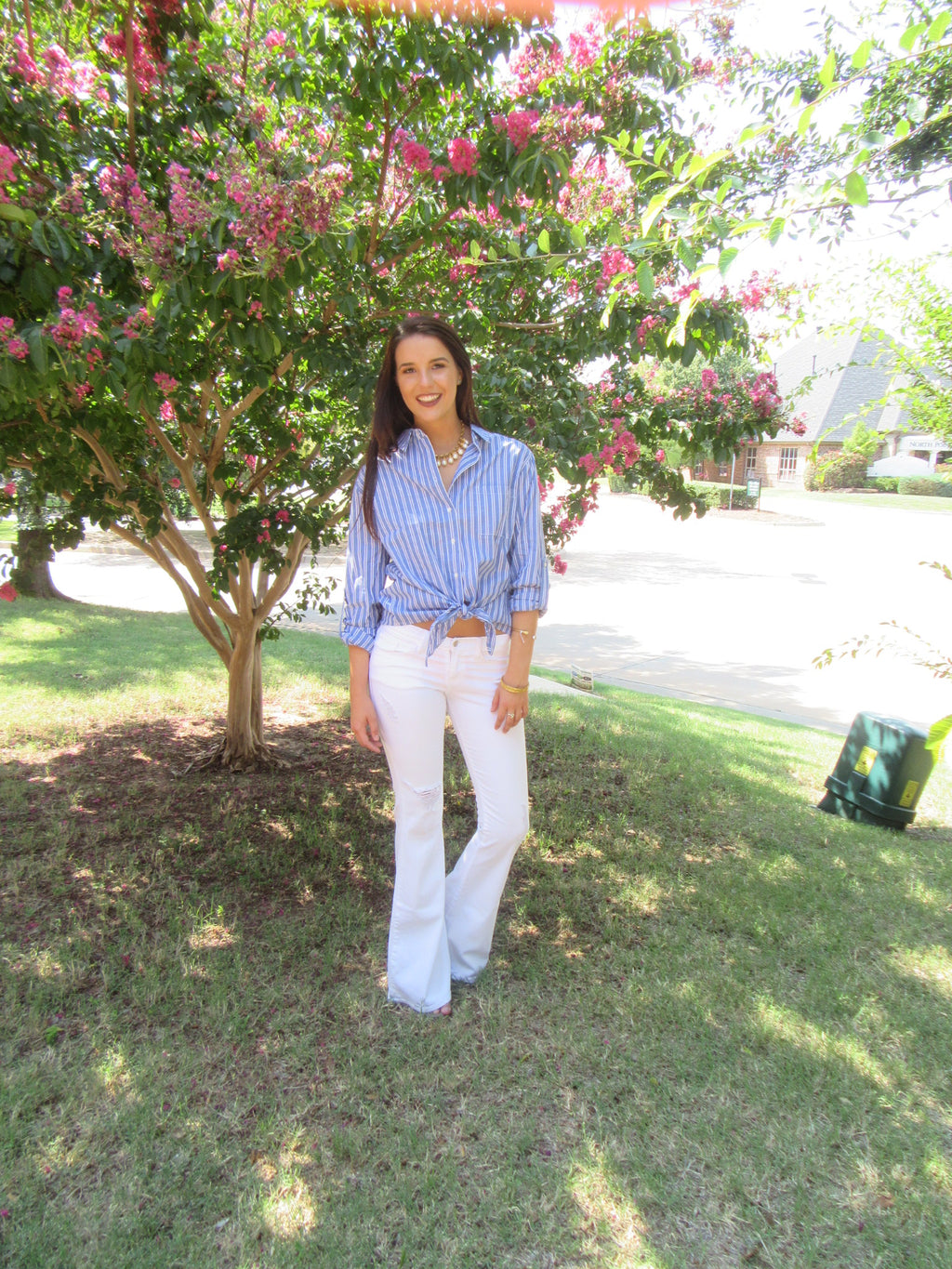 SCHOOL TIES Stripe Tie Bottom Button Down Top