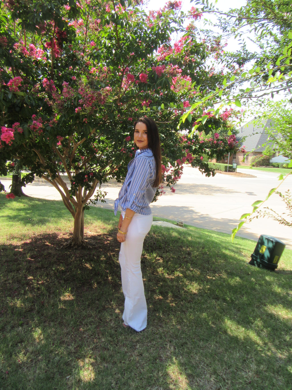 SCHOOL TIES Stripe Tie Bottom Button Down Top