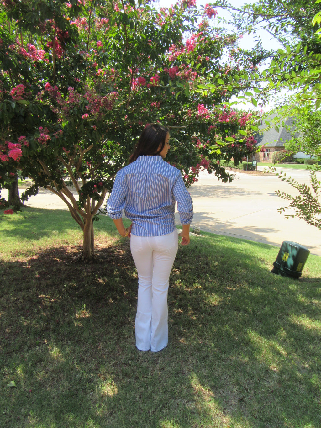 SCHOOL TIES Stripe Tie Bottom Button Down Top