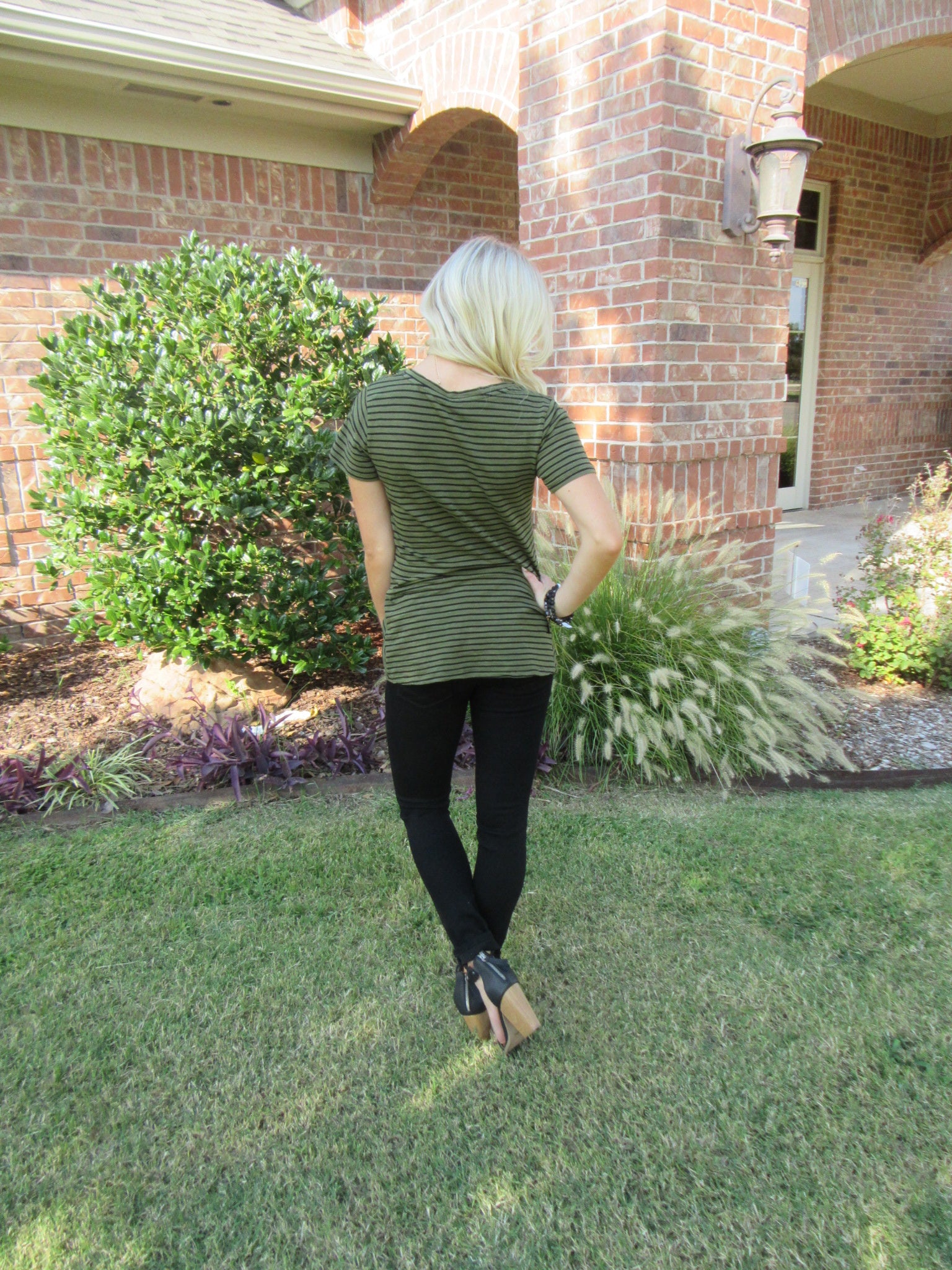 BOBI Stripe ON EDGE Knot Bottom Slub Jersey Top