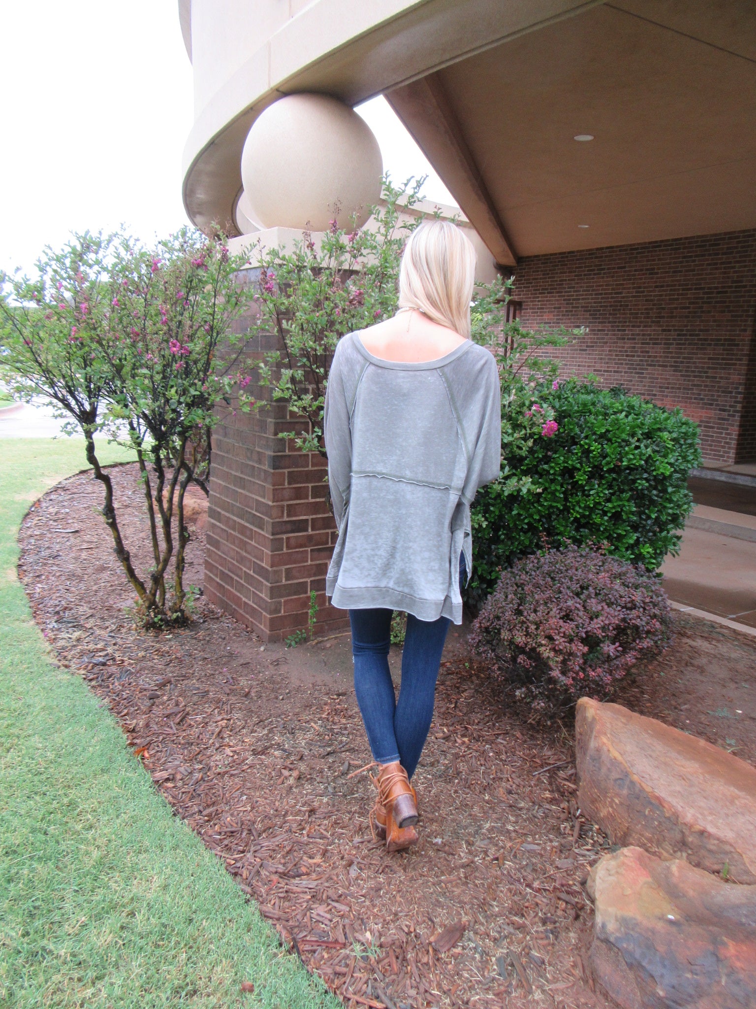 SLEEPY HOLLOW Burnout Jersey DolmanSleeve SideSlit Top