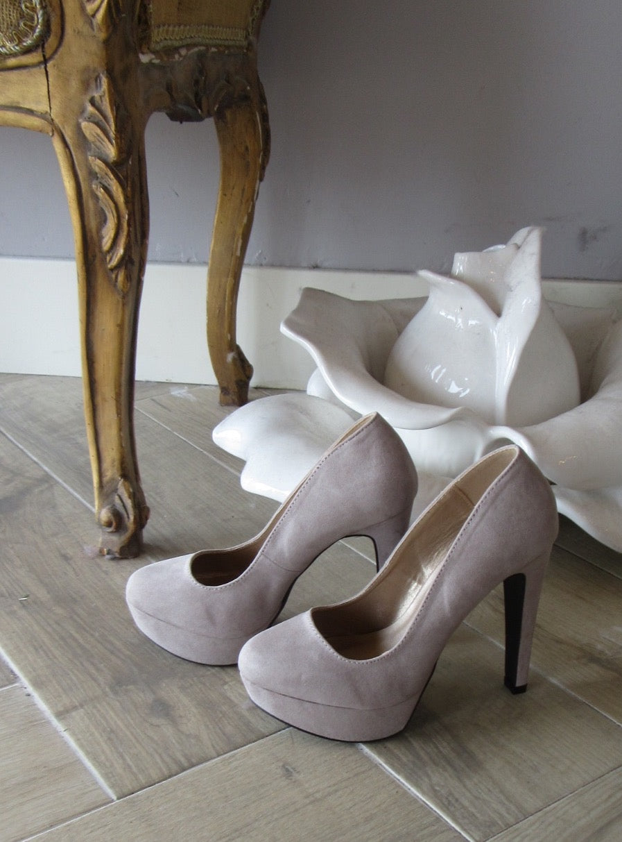 JESSICA Platform RoundToe Pumps Shoes