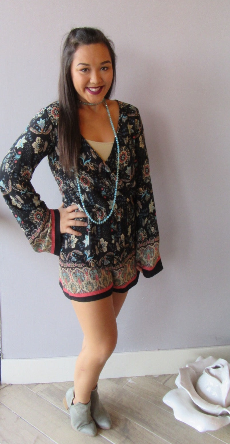 PROSPECT Paisley BorderPrint BellSleeve Short Romper