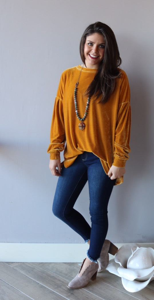 TOTAL ECLIPSE Velvet DropShoulder LongLeeve CrewNeck Top