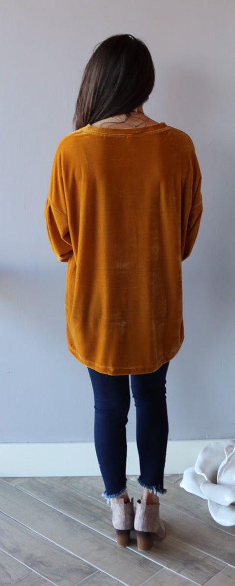 TOTAL ECLIPSE Velvet DropShoulder LongLeeve CrewNeck Top