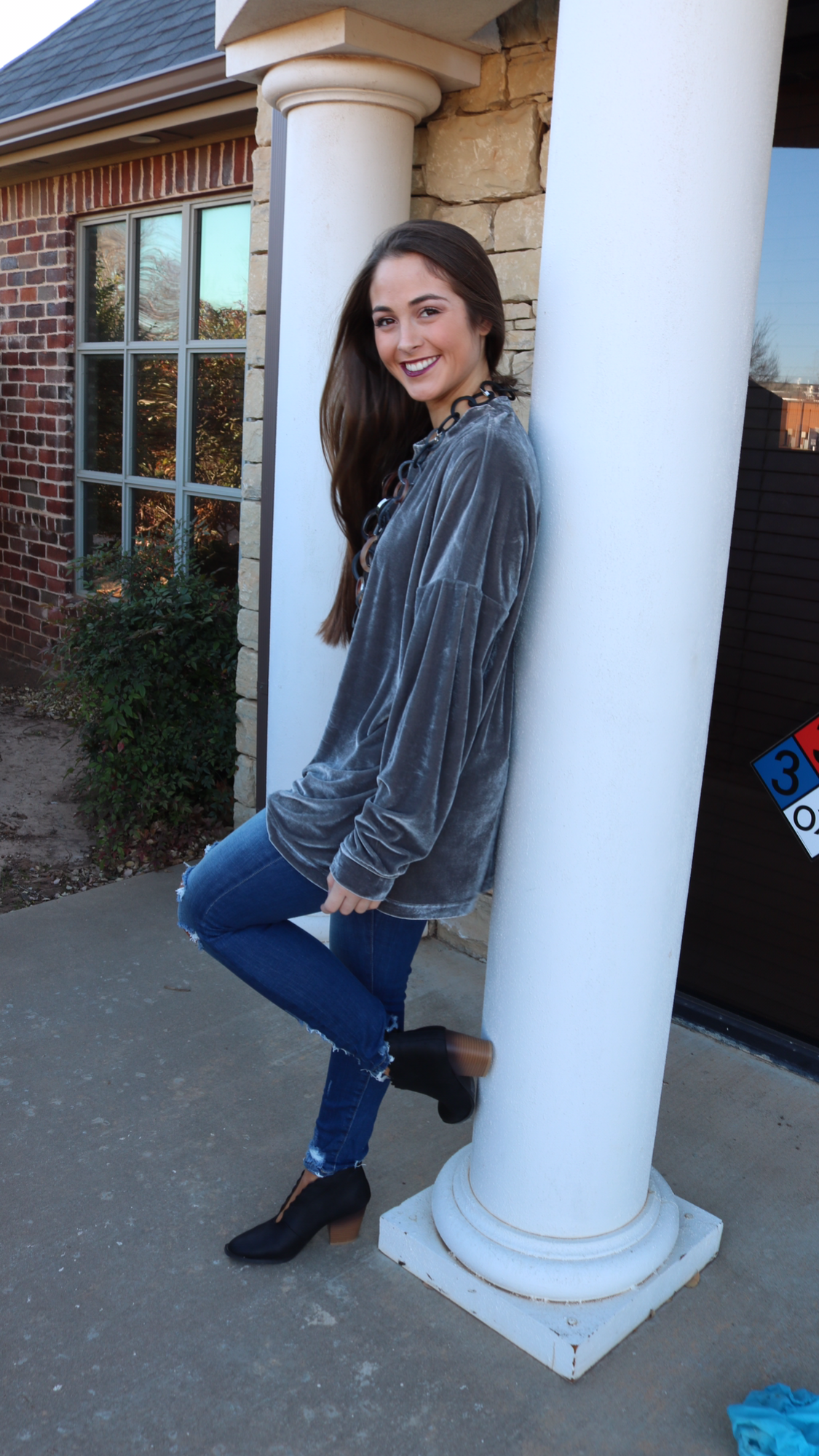 TOTAL ECLIPSE Velvet DropShoulder LongLeeve CrewNeck Top