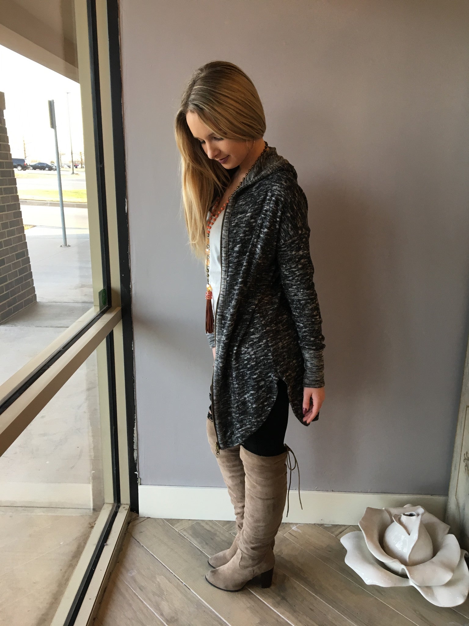 TURN BACK Shirttail Hem Zip Hoodie Tunic Top