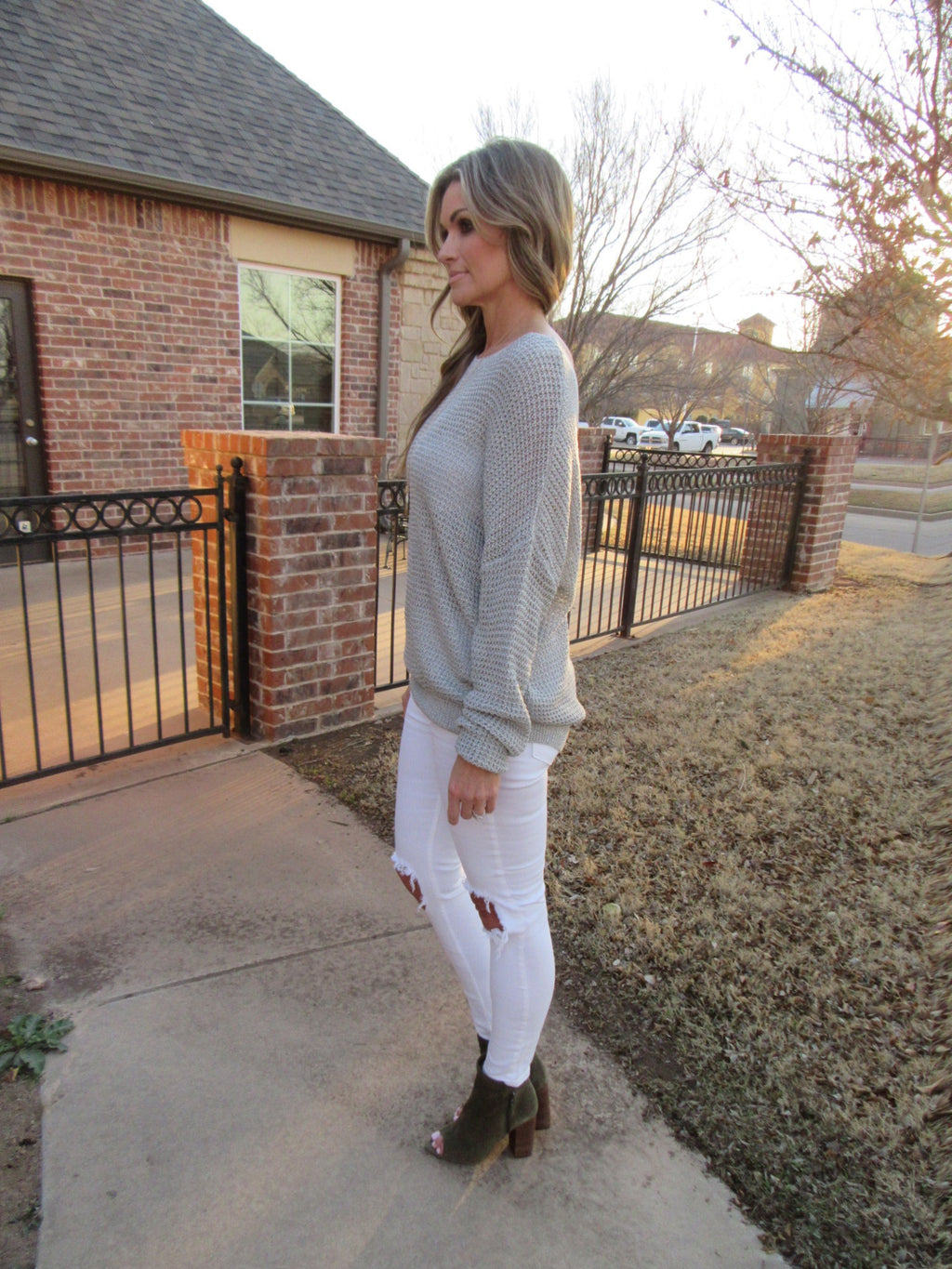 REGENT CrossOver StrappyBack Knit Top