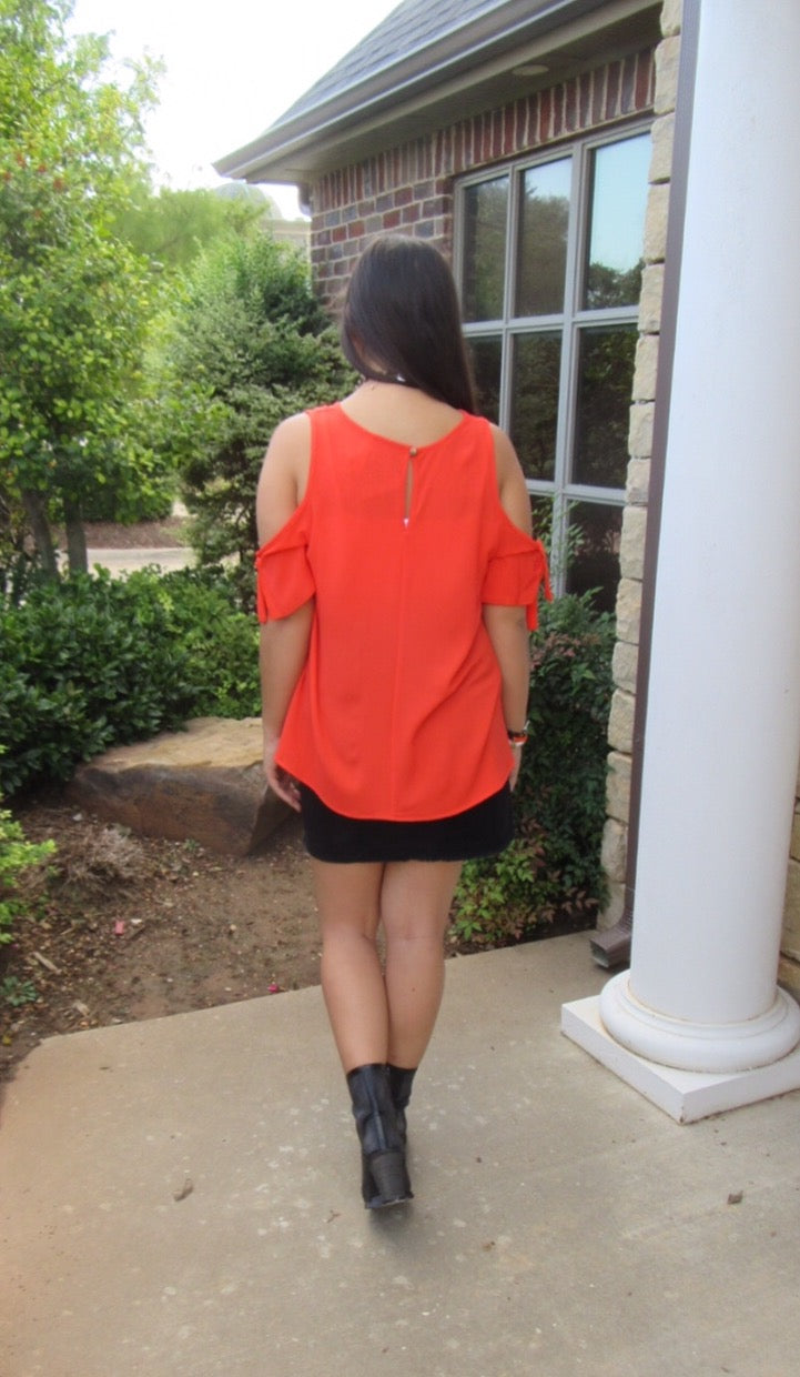 RIVALRY ColdShoulder TieSleeve Woven Top