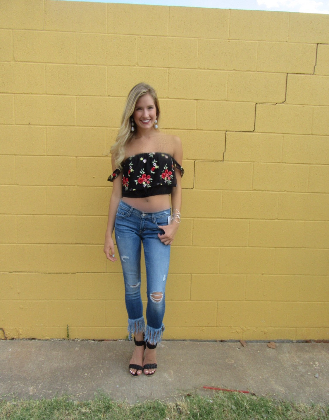 Honey Punch REASON TO STAY Embroidered Floral OffShoulder FlutterSleeve Crop Top