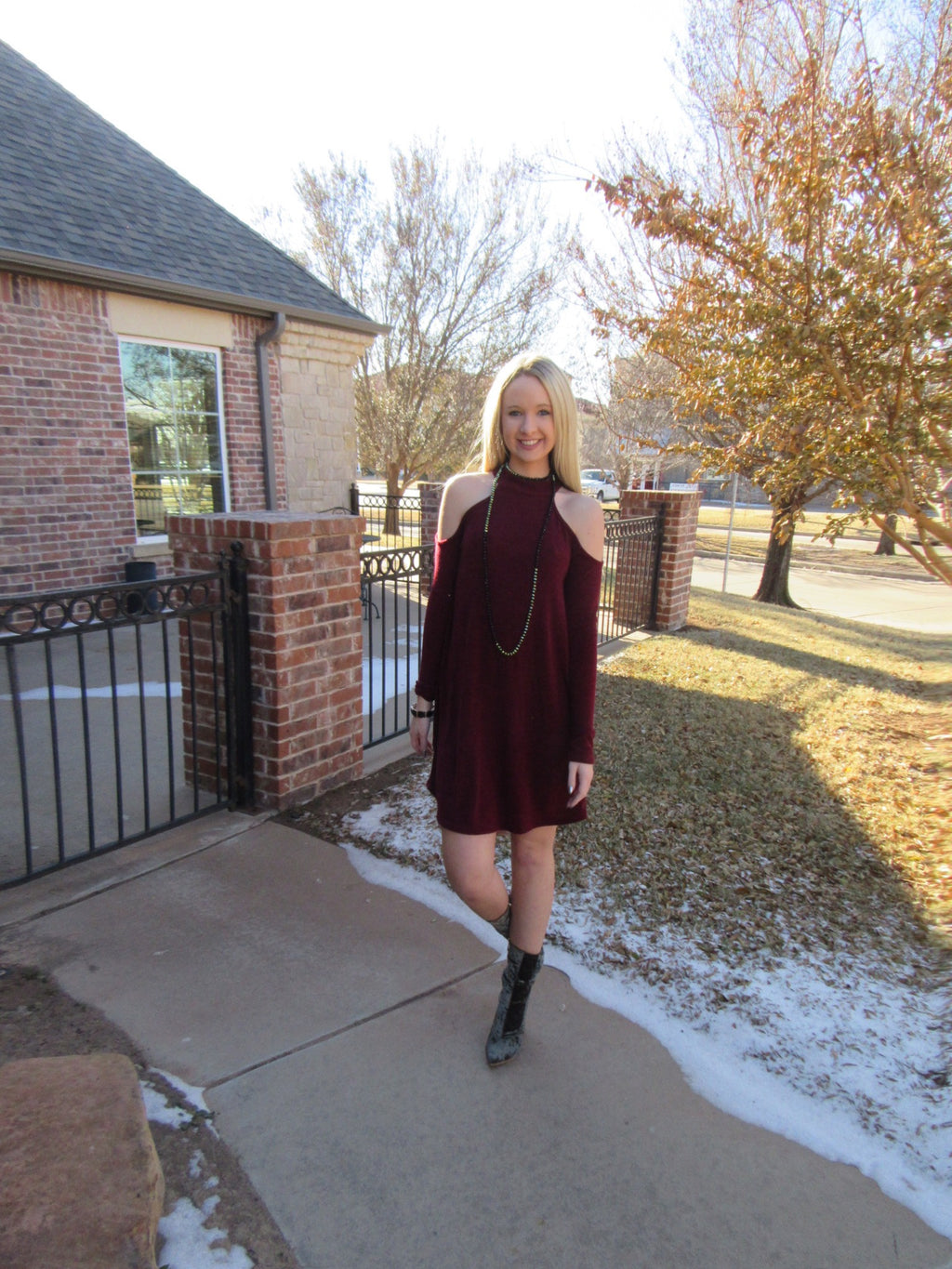 UNITED Knit ColdShoulder MockNeck Dress w/Pockets