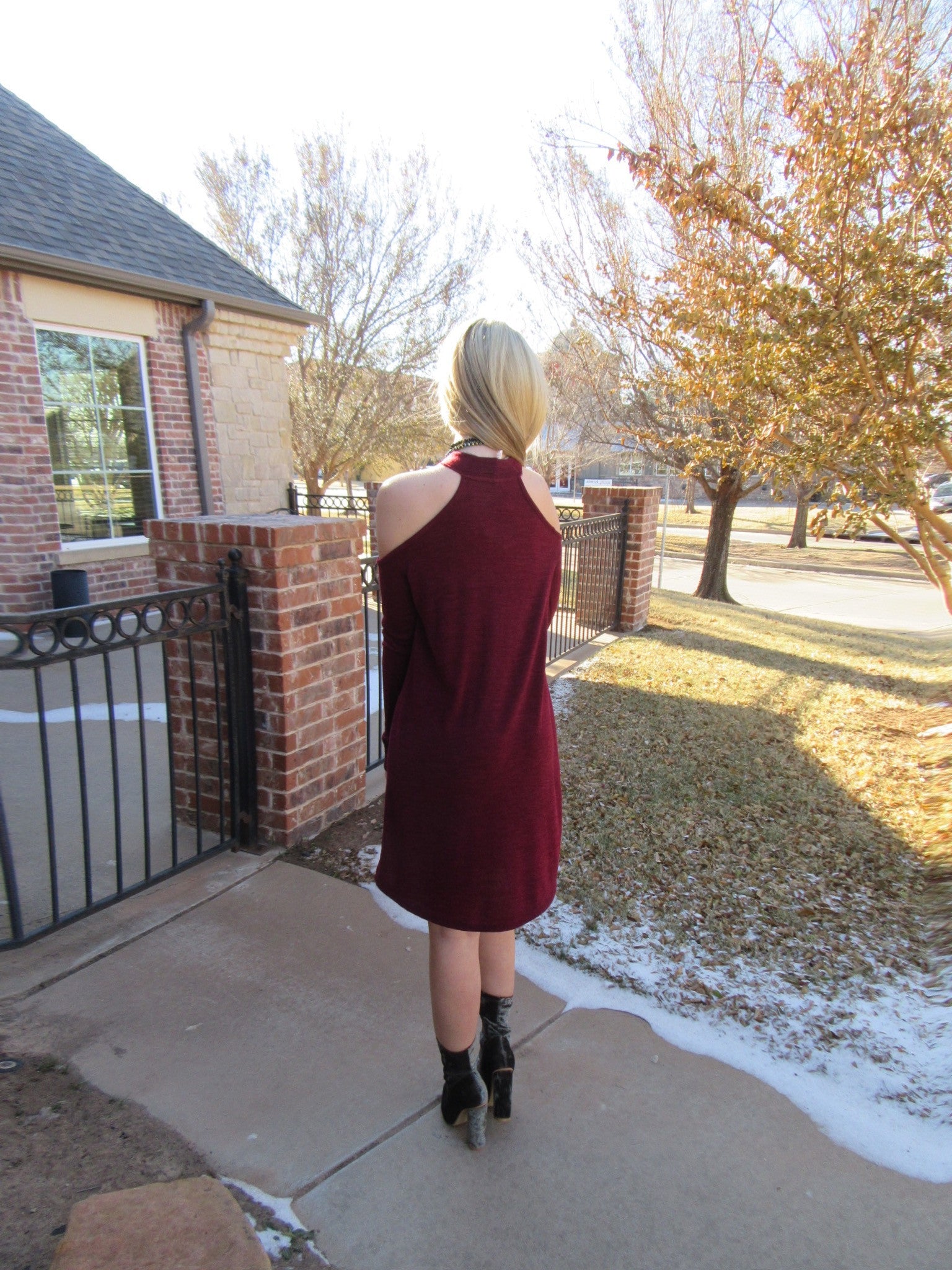 UNITED Knit ColdShoulder MockNeck Dress w/Pockets