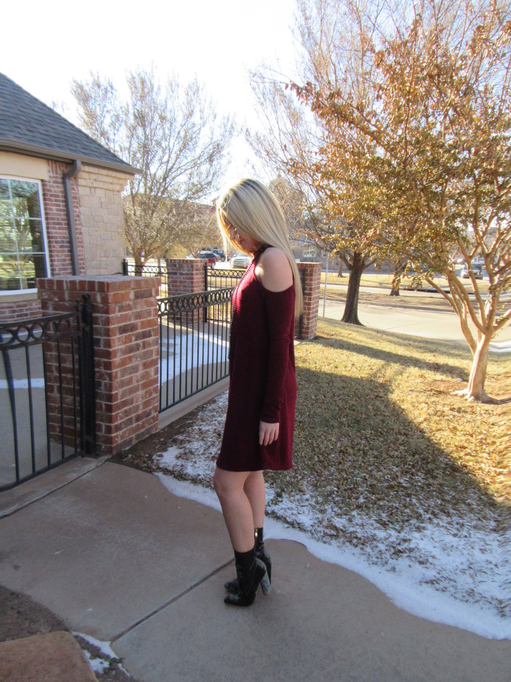 UNITED Knit ColdShoulder MockNeck Dress w/Pockets