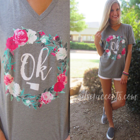 CALAMITY JANE Grey OKLAHOMA Flower Wreath V-Neck Tee Top