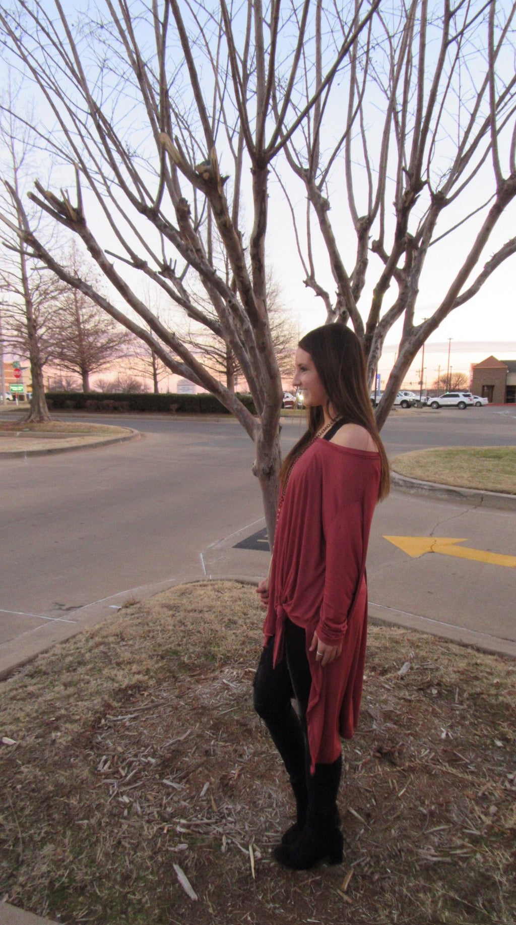 BREWSTER HiLo Oversize Knot Bottom Jersey Top