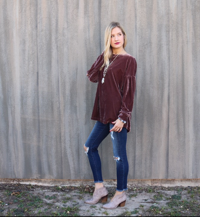 TOTAL ECLIPSE Velvet DropShoulder LongLeeve CrewNeck Top