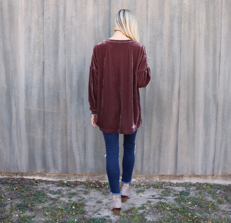 TOTAL ECLIPSE Velvet DropShoulder LongLeeve CrewNeck Top