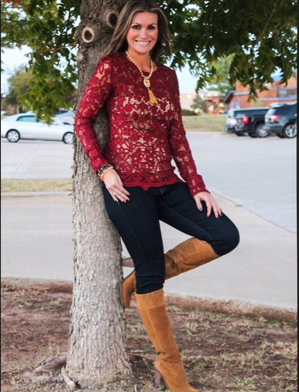 Sangria TRINITY Lace Open Back TieBack Top