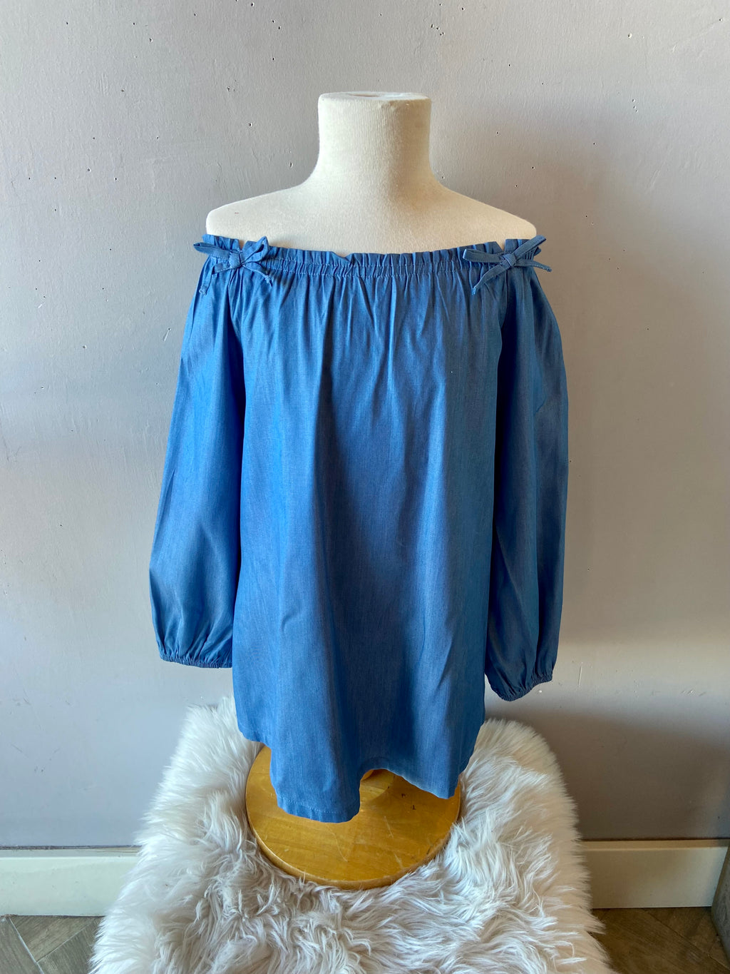 AARON & AMBER Chambray SASSY OffSholder Top