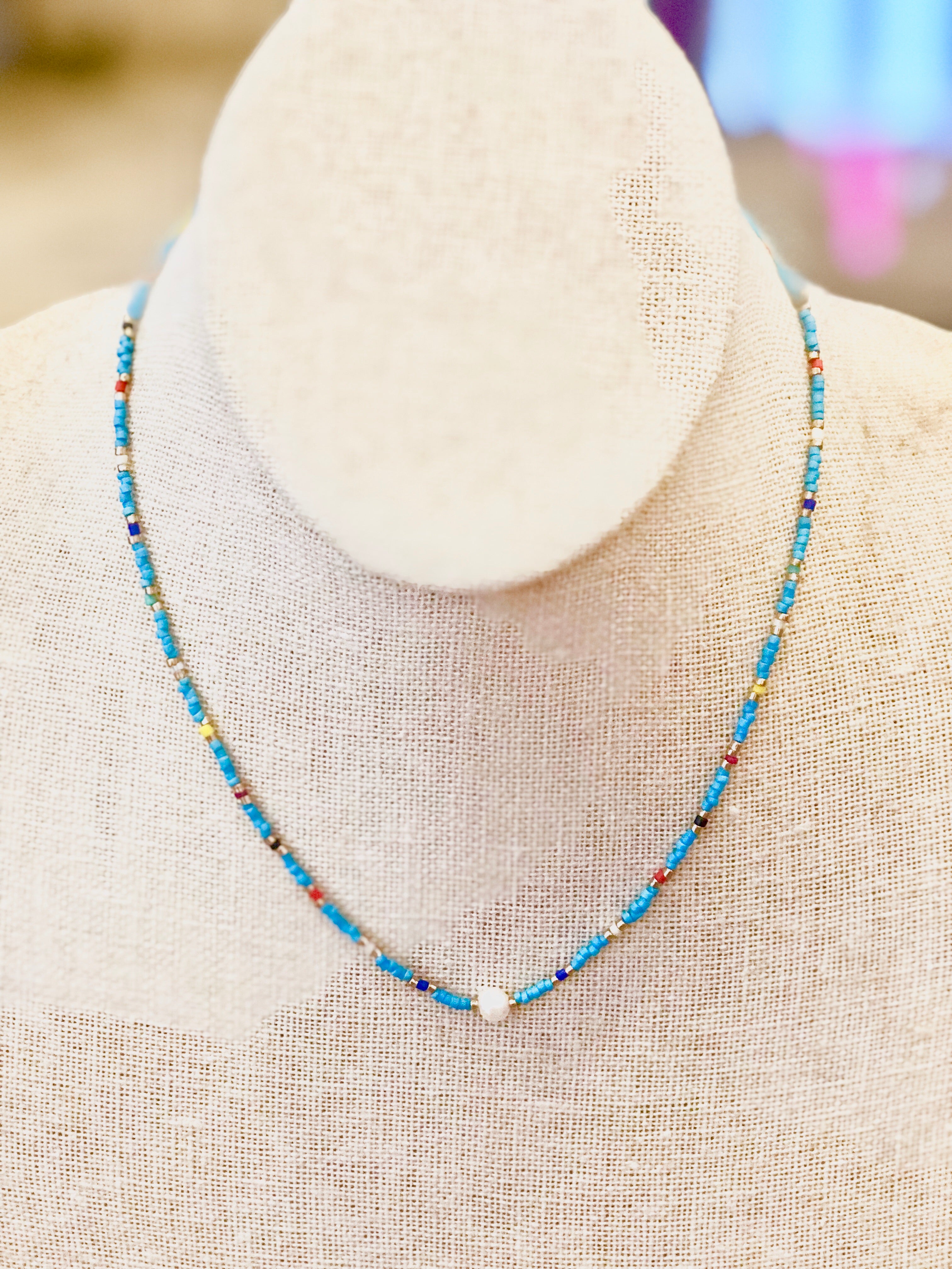 VIBES Choker Necklace