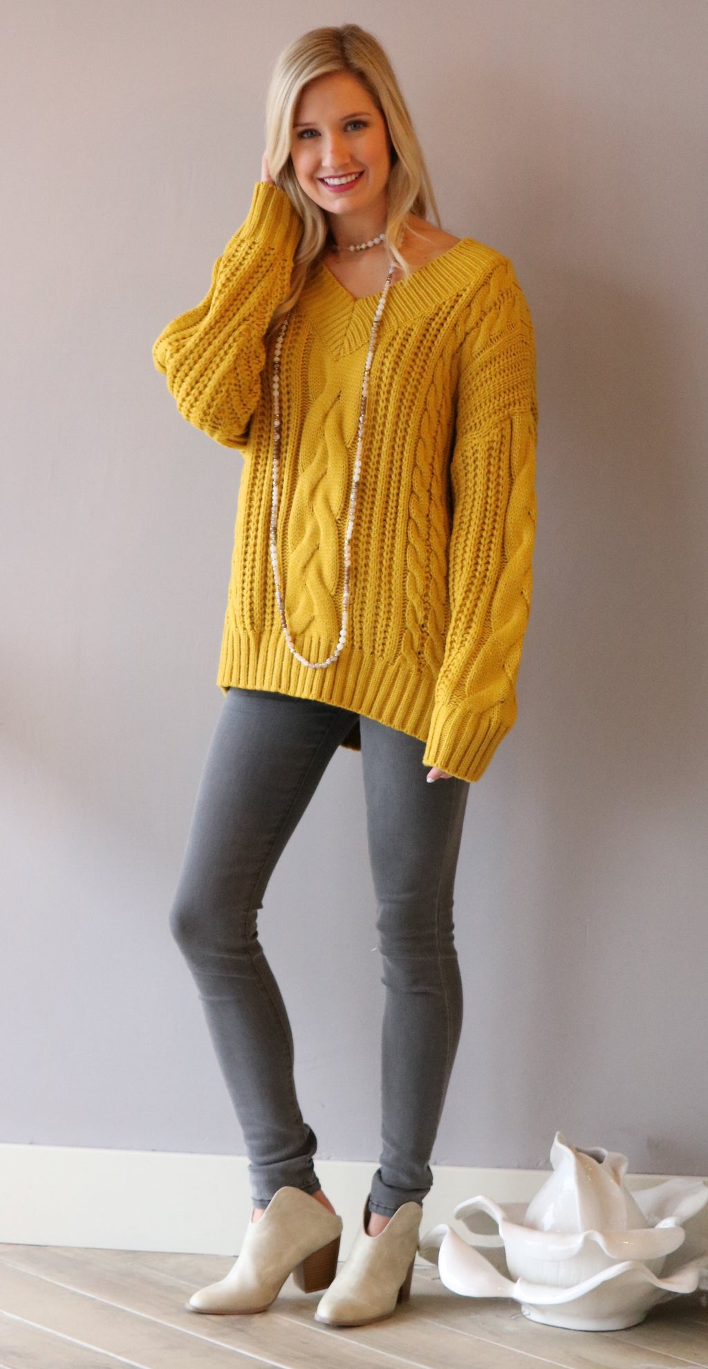 FOOLS RUSH IN CableKnit V-Neck Sweater Top