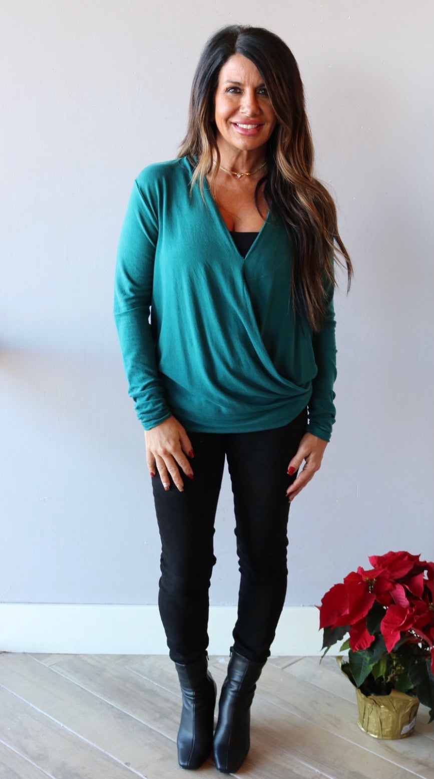 BOBI  CosmoJersey MYSTIQUE Surplice Top