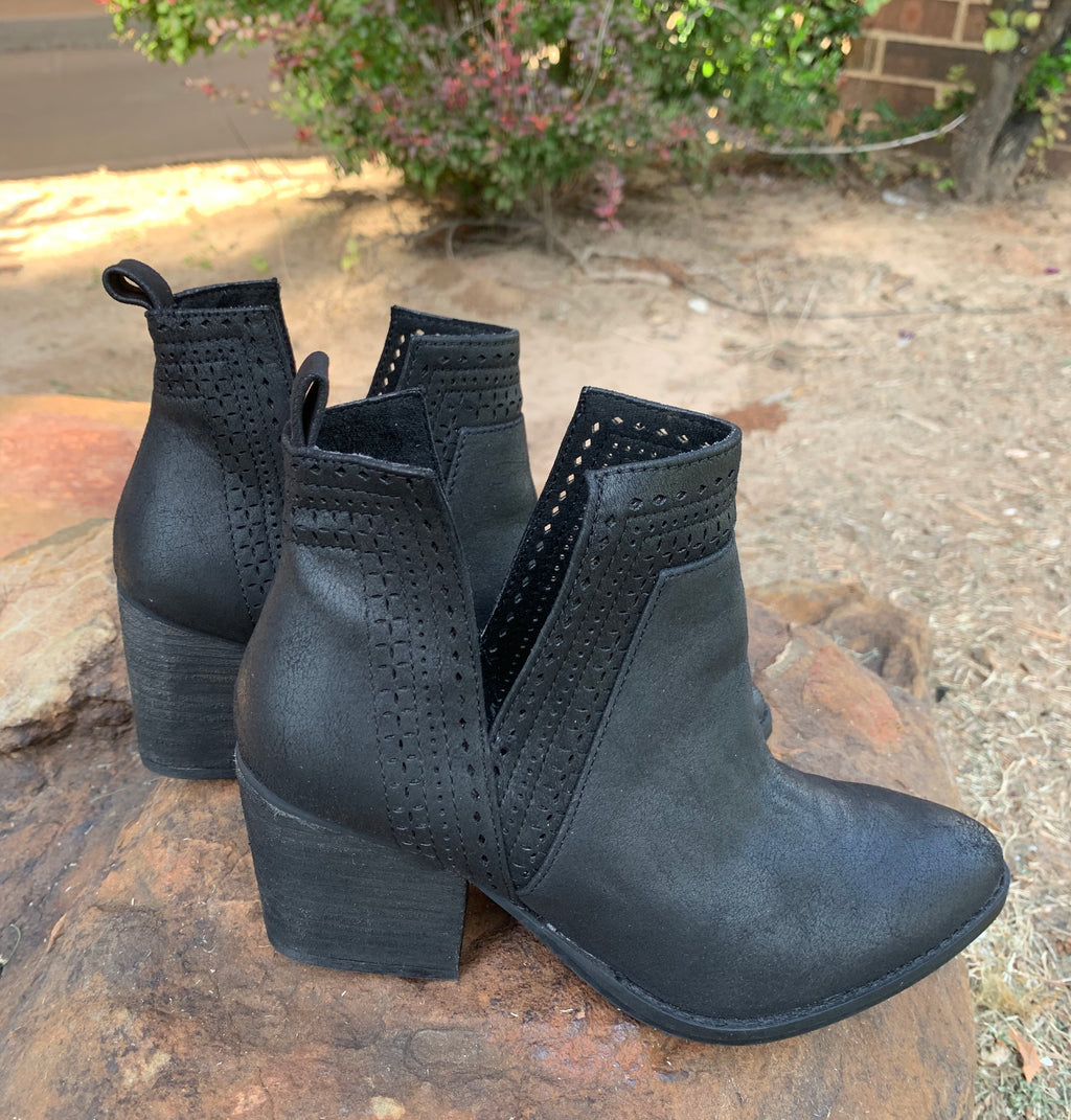 NOT RATED Black SHAINA LaserCut Cutout Bootie
