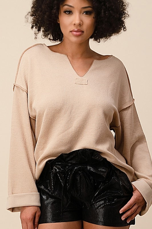 The Sang SURFACE NotchNeck WaistCrop LightWeight Sweater Top