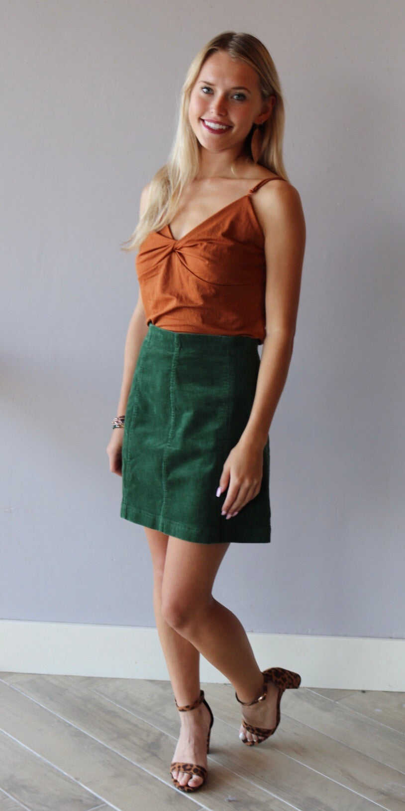 *Wishlist FORTUNATE TwistBust Linen Blend Cami Top