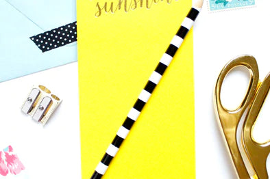 TAYLOR ELLIOTT Magnetic HELLO SUNSHINE List Notepad