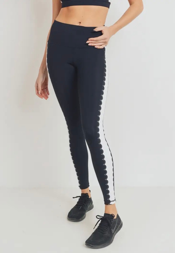 MONO B ARTISAN HiWaist Lasercut Lace Side Legging