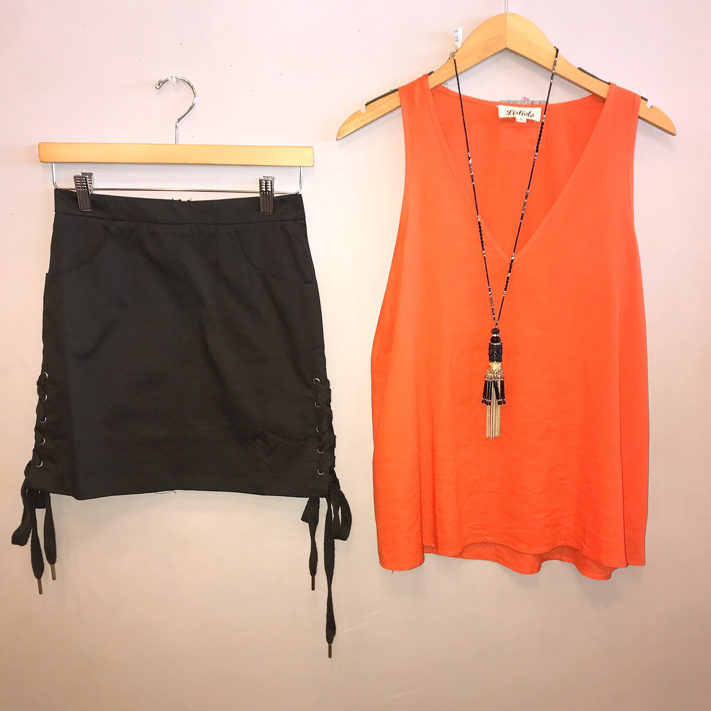 SPIRITED Linen Texture V Neck Sleeveless Top