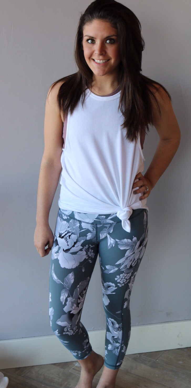 BLOOMING HiWaist Floral Crop Leggings