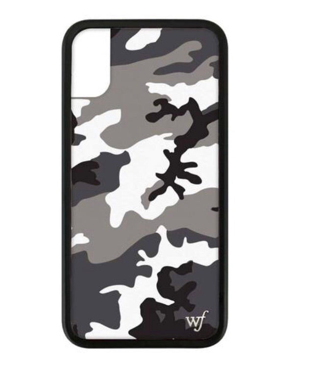 WILDFLOWER IPhone Black Camo Case – Silver Accents
