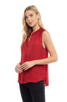 PEDIGREE ButtonDown Collar PinTuck Sleeveless Top