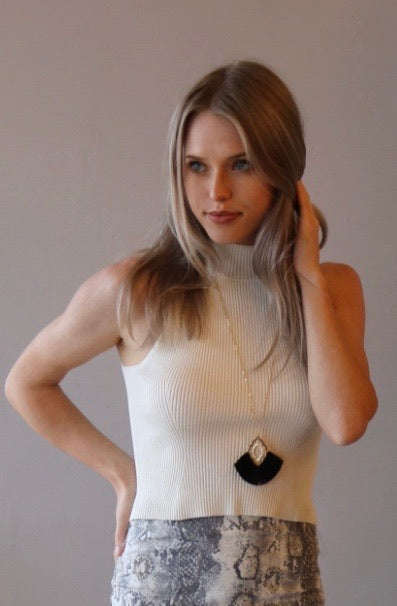 LESSONS MockNeck RibKnit Sleeveless Top