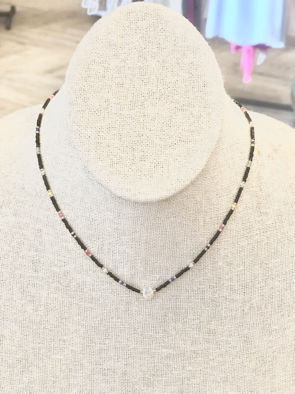 VIBES Choker Necklace