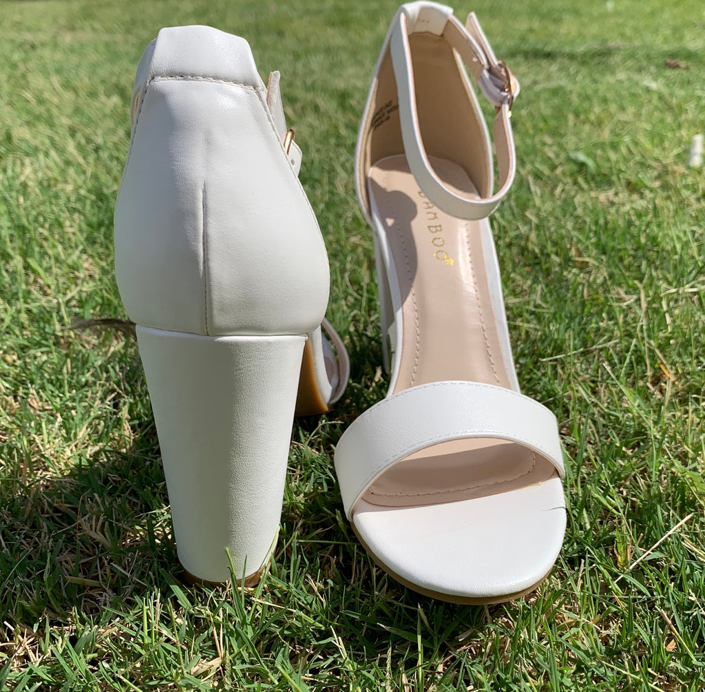 BEAUTE AnkleStrap BlockHeel Sandal Shoe