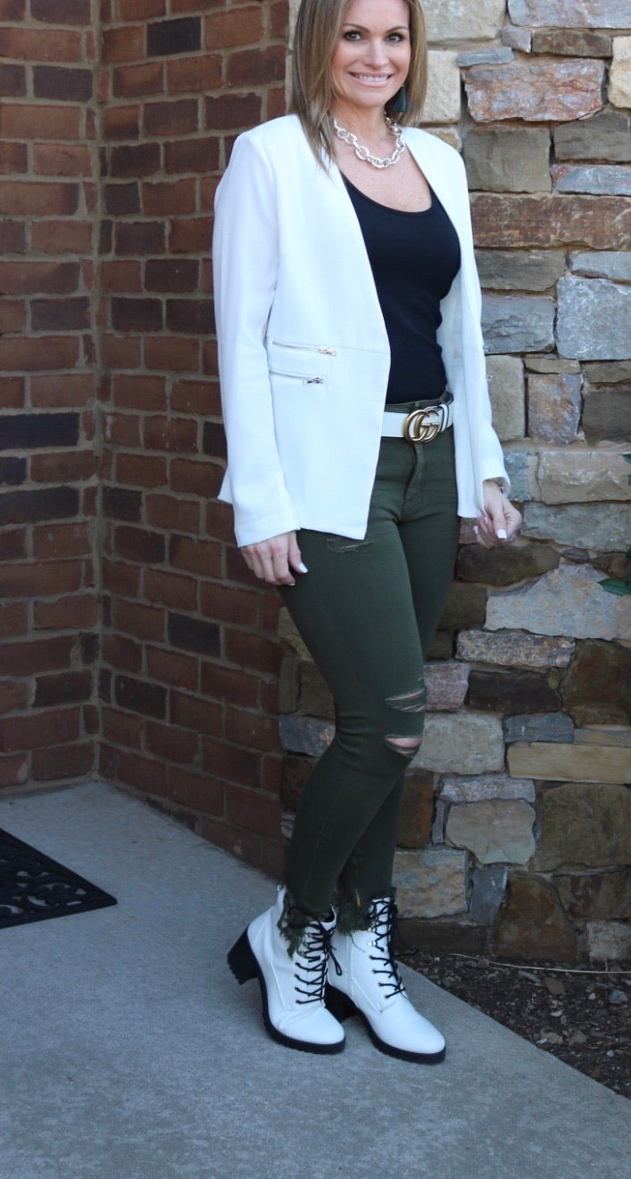 ENDANGER Zipper Detail Blazer Jacket