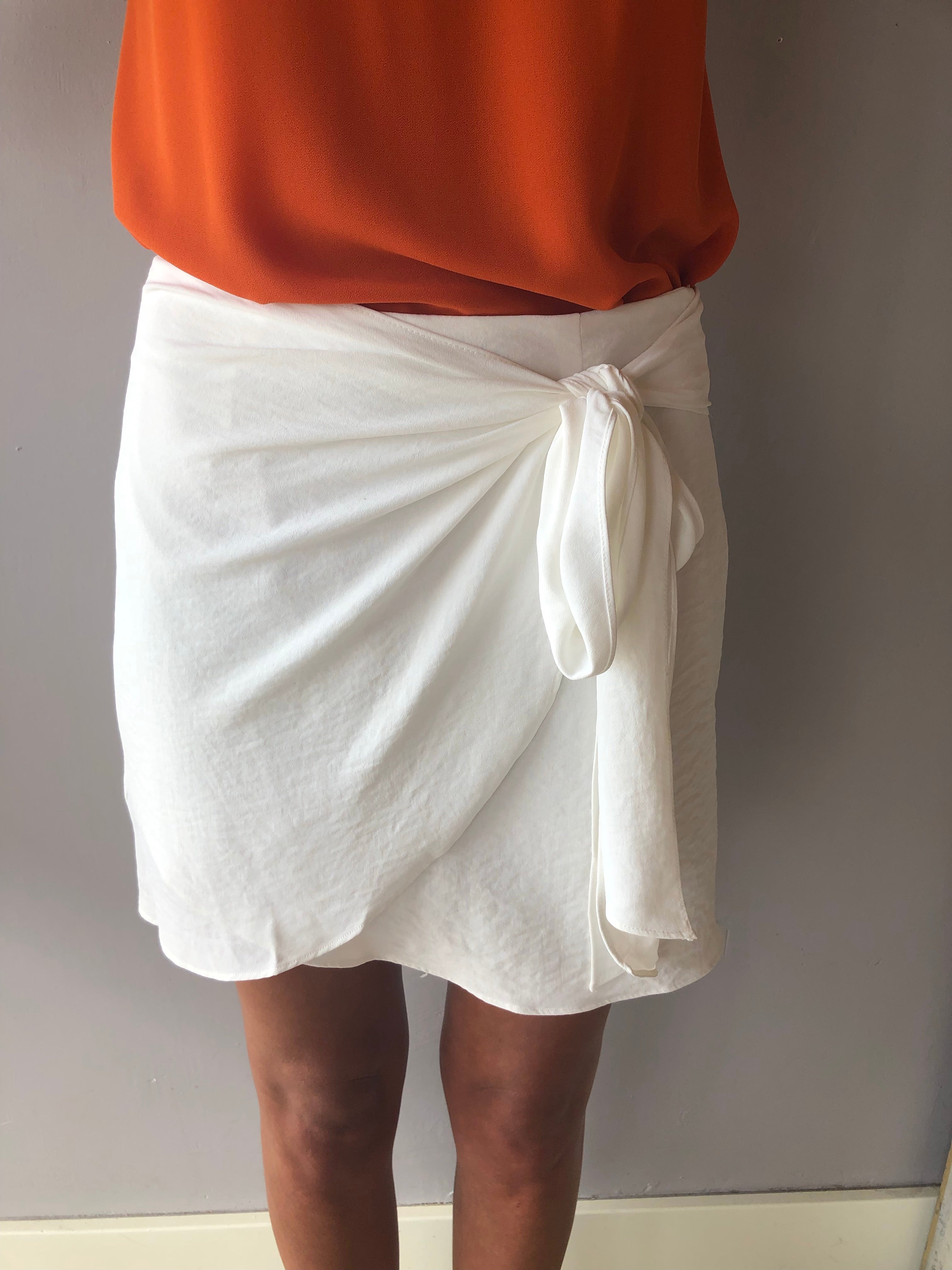 SHOWCASE Wrap Tie Waist Skirt