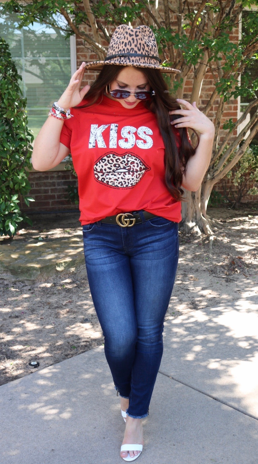 Mazik KISS Leopard Lips Distressed Tee Top